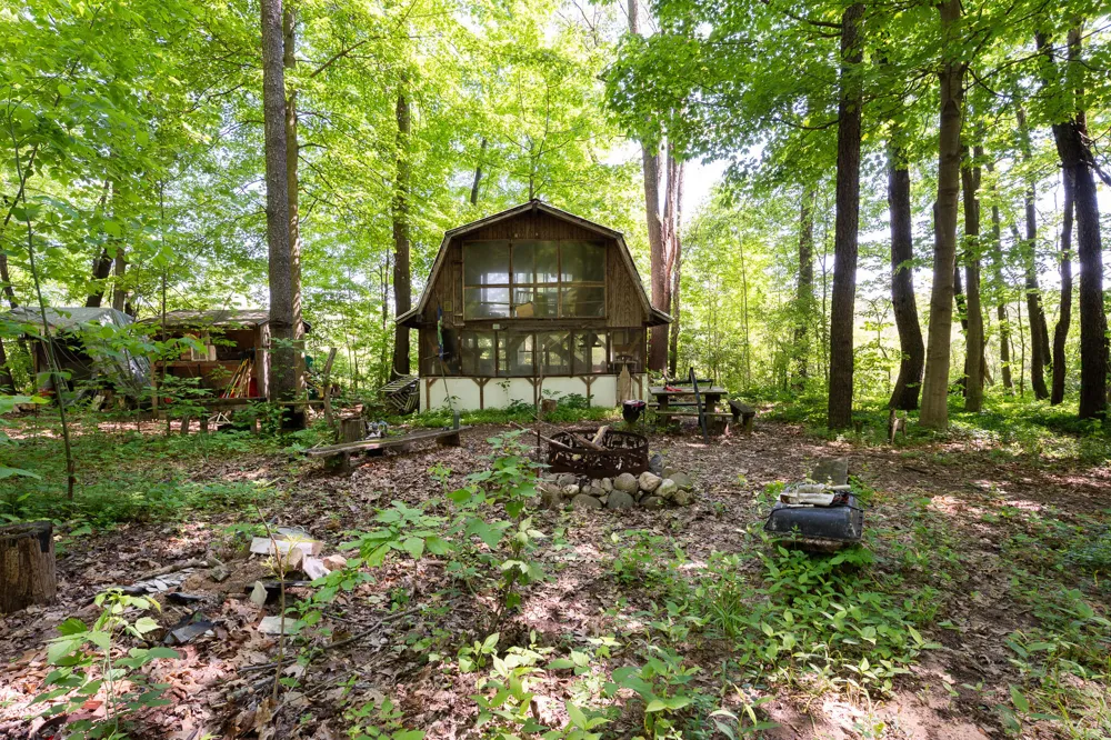 9777 16th Street Cooper Charter Township, MI 49080