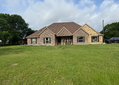 2219 Farm Road 275