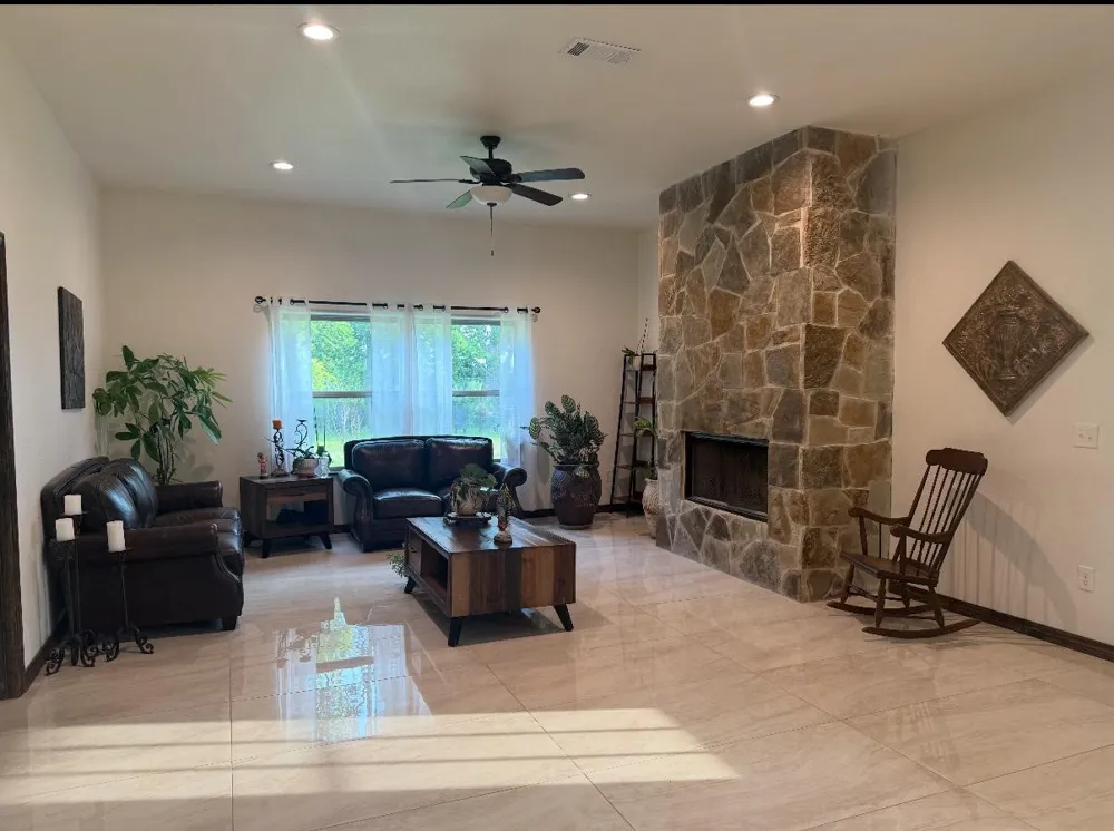 2219 Farm Road 275 Cumby, TX 75433