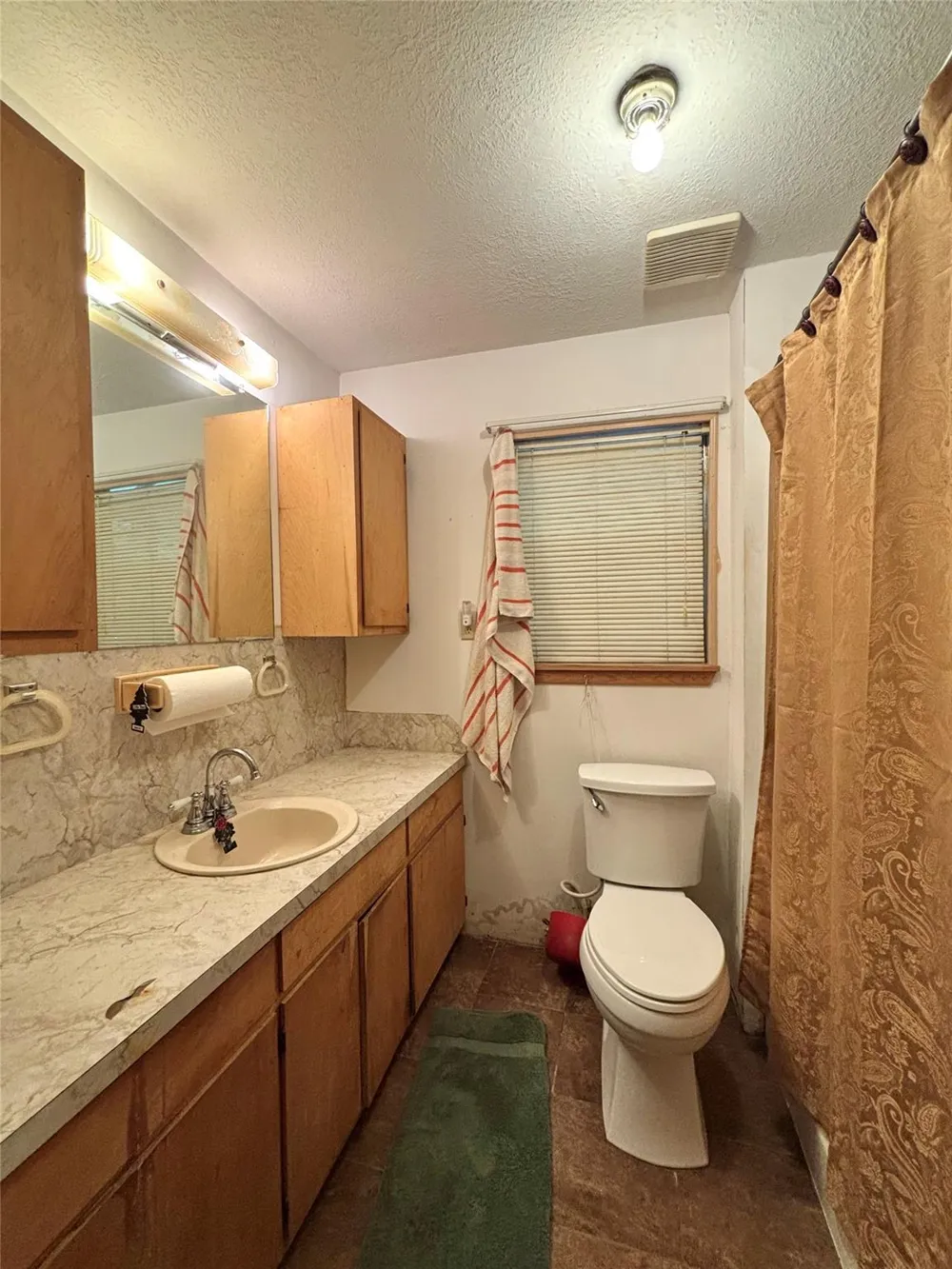 9434 Us Highway 69 S Warren, TX 77664