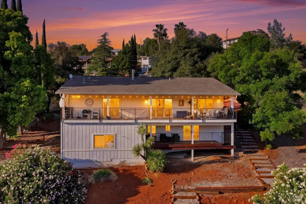 17432 Greenridge Road Hidden Valley Lake, CA 95467
