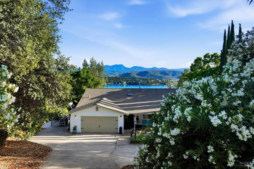 17432 Greenridge Road Hidden Valley Lake, CA 95467