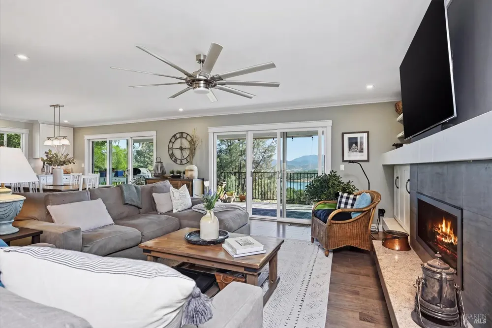 17432 Greenridge Road Hidden Valley Lake, CA 95467