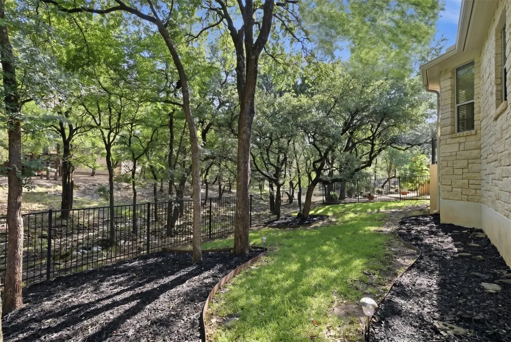 801 Caprock Canyon Trail Georgetown, TX 78633