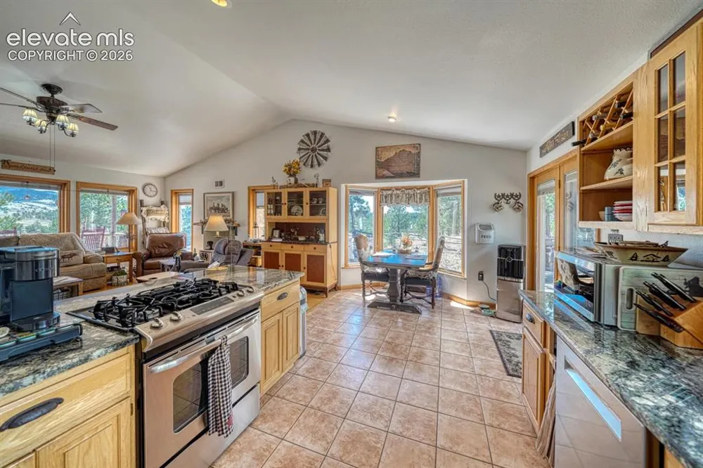 4701 County Road 323 Westcliffe, CO 81252