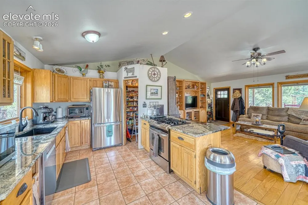 4701 County Road 323 Westcliffe, CO 81252