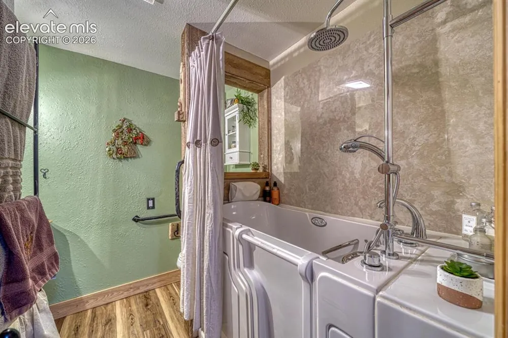 4701 County Road 323 Westcliffe, CO 81252