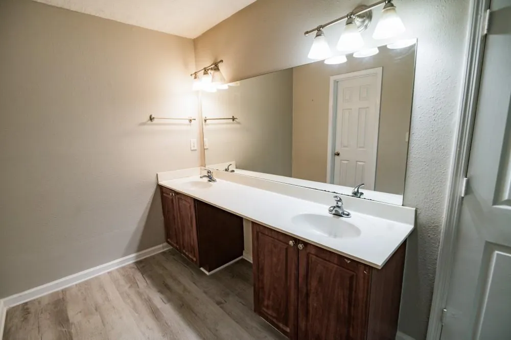 204 Brittany Court Duluth, GA 30096