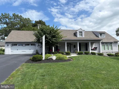 957 MONDALE ROAD