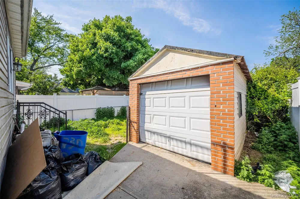 23005 144th Avenue Springfield Gardens, NY 11413