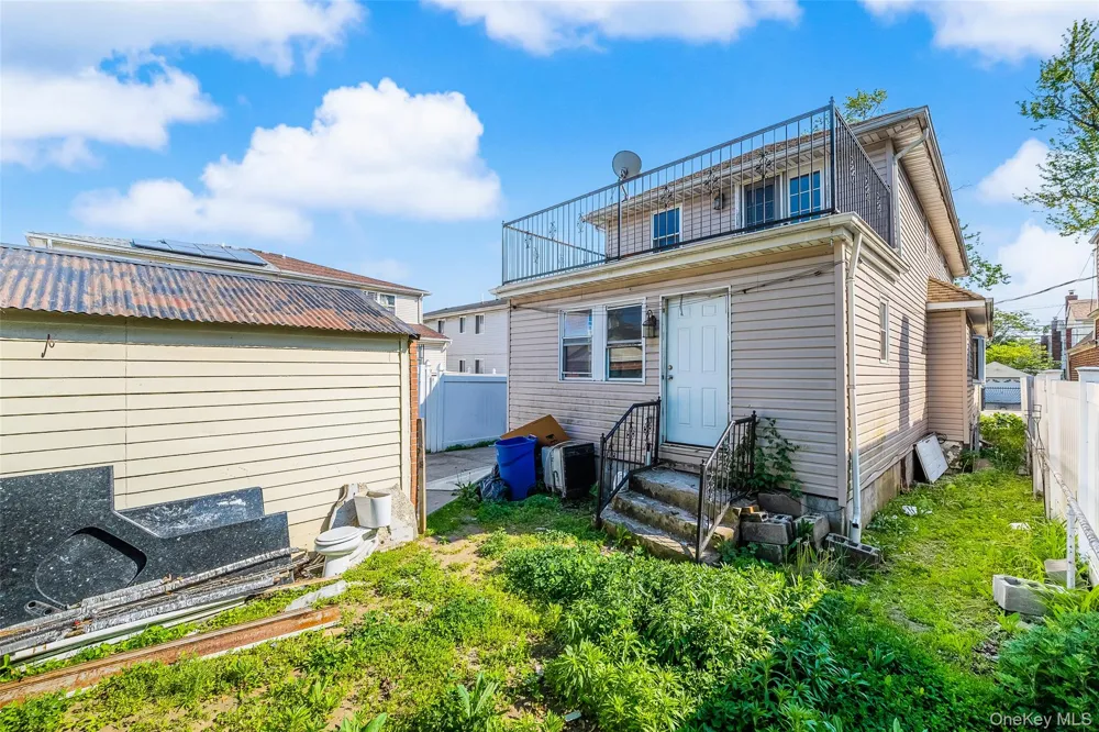 23005 144th Avenue Springfield Gardens, NY 11413
