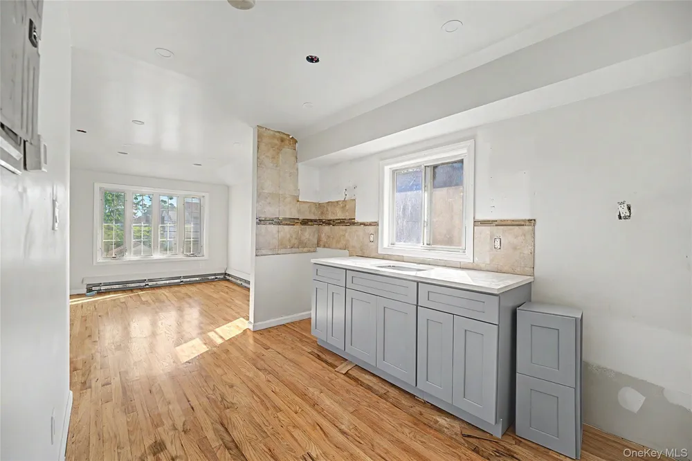 23005 144th Avenue Springfield Gardens, NY 11413