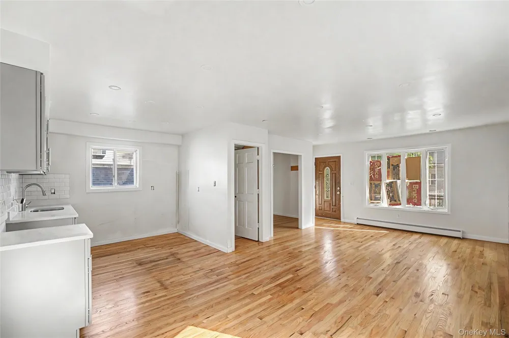 23005 144th Avenue Springfield Gardens, NY 11413