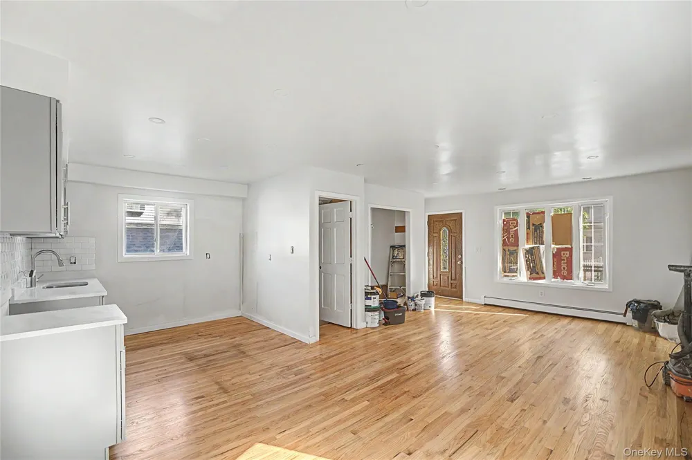 23005 144th Avenue Springfield Gardens, NY 11413