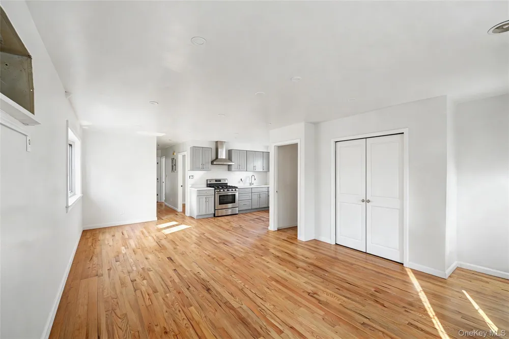 23005 144th Avenue Springfield Gardens, NY 11413