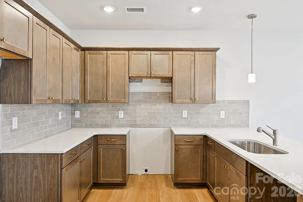 2517 Ruby Dixon Crossing Drive #22 Gastonia, NC 28056