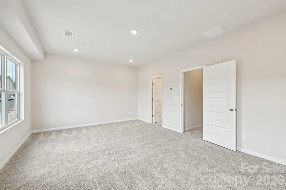 2517 Ruby Dixon Crossing Drive #22 Gastonia, NC 28056