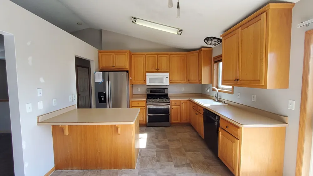307 13th Avenue Princeton, MN 55371
