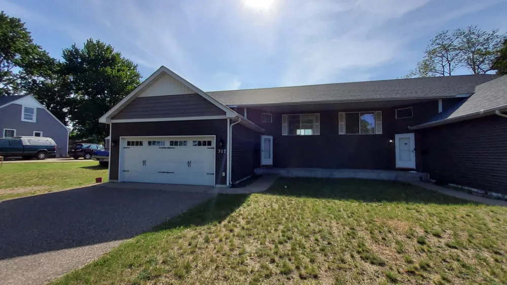 307 13th Avenue Princeton, MN 55371