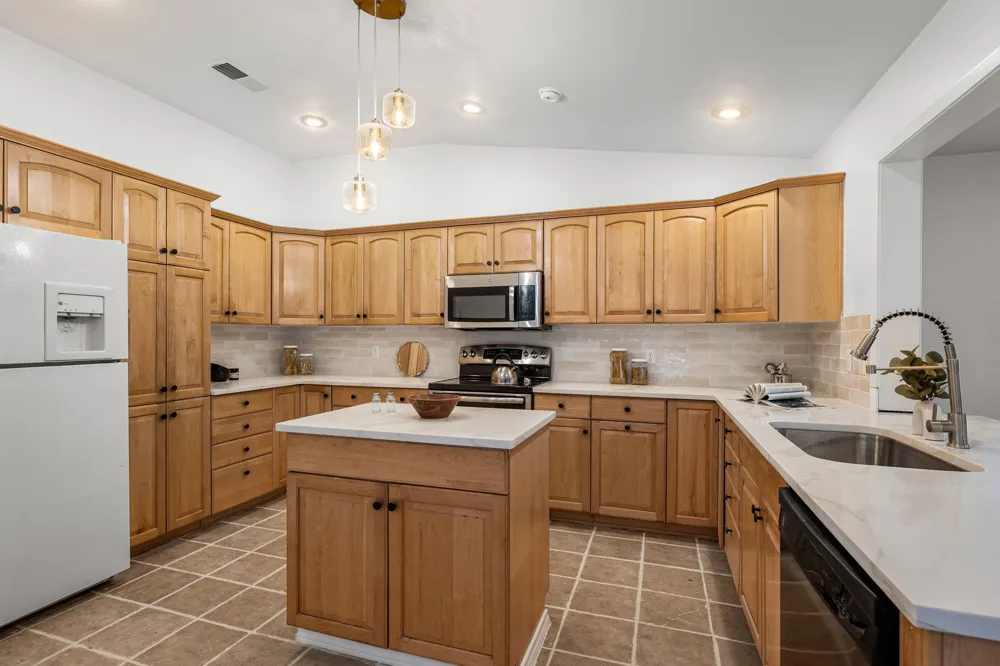 2518 Hightrail Drive Carrollton, TX 75006