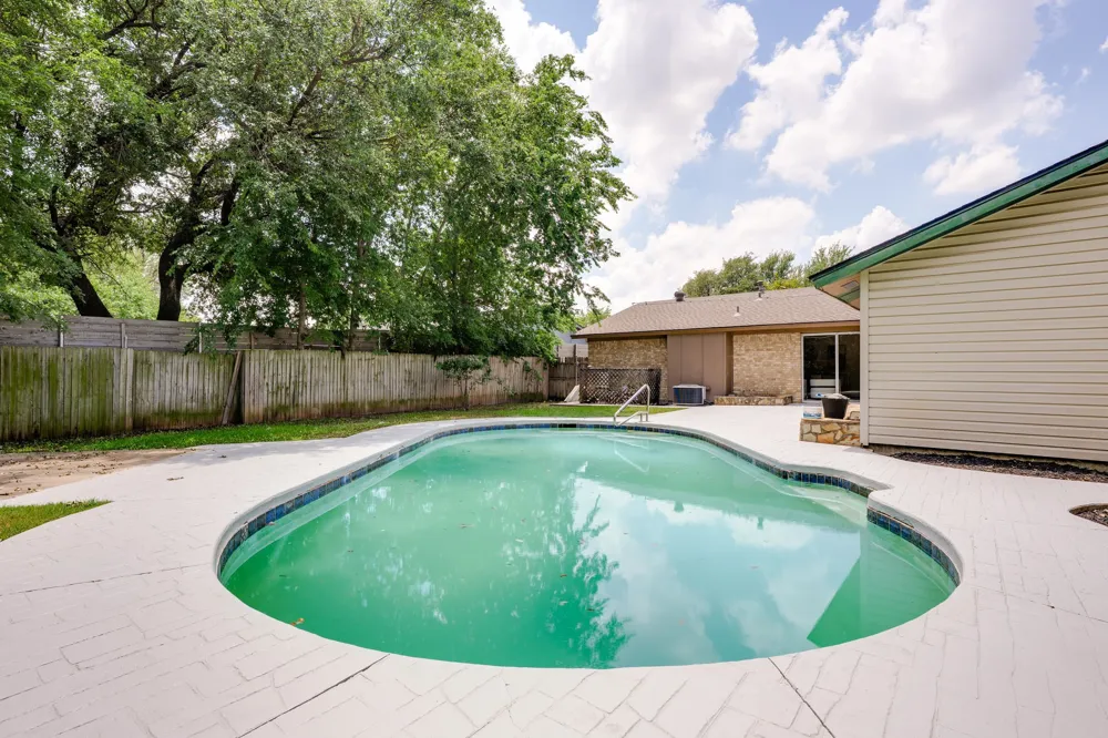2518 Hightrail Drive Carrollton, TX 75006