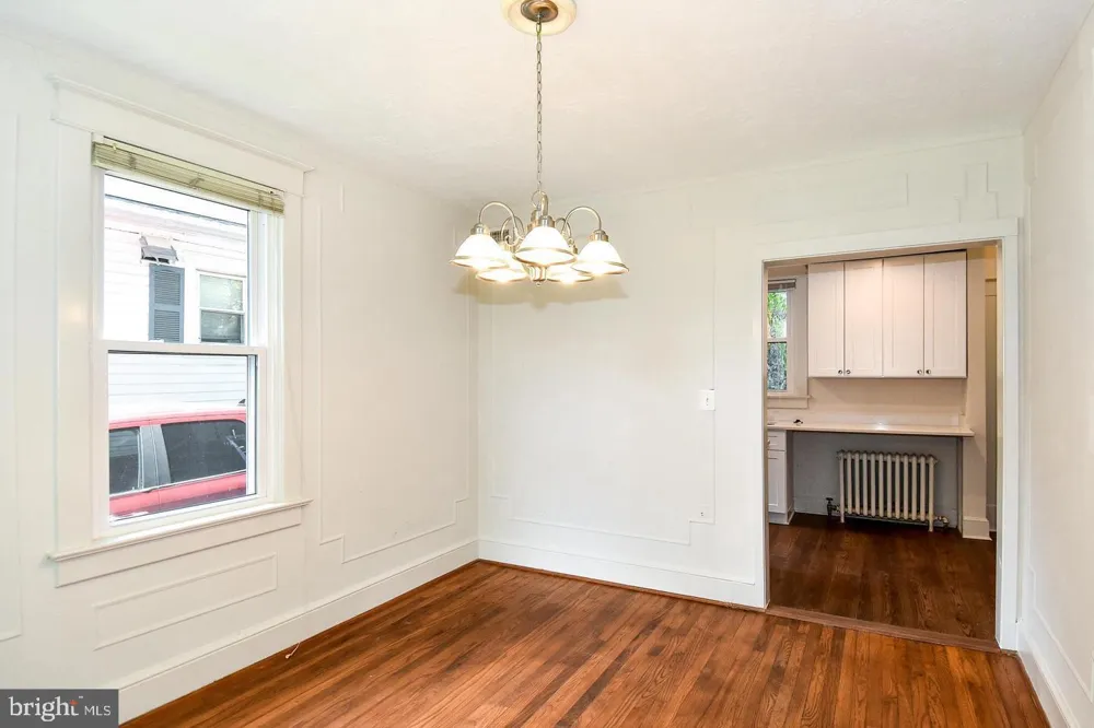 633 24TH STREET S Arlington, VA 22202