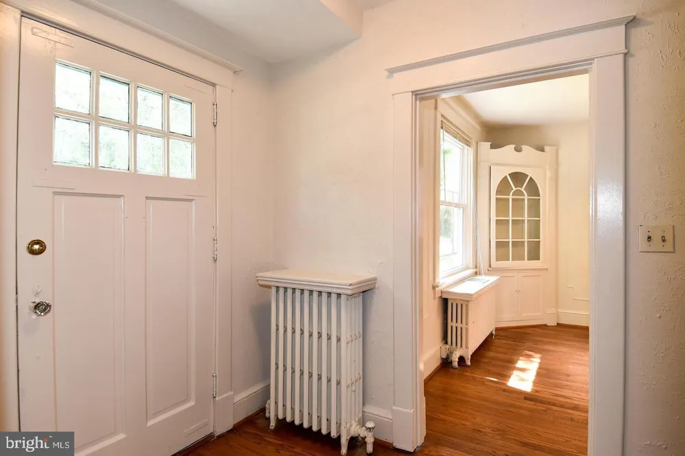 633 24TH STREET S Arlington, VA 22202