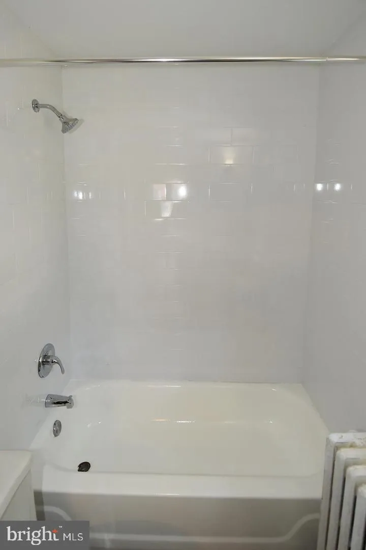 633 24TH STREET S Arlington, VA 22202