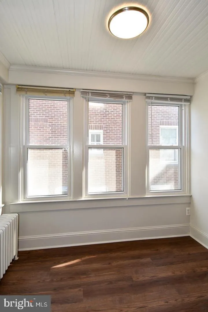 633 24TH STREET S Arlington, VA 22202