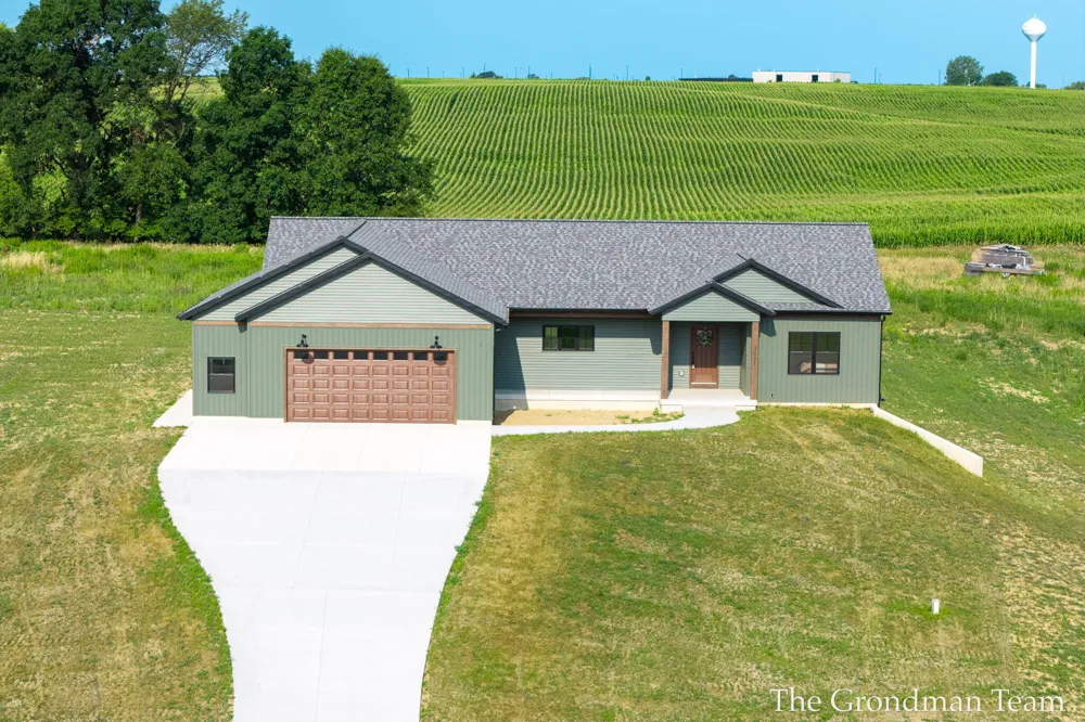 3421 Calming Meadows Court Middleville, MI 49333