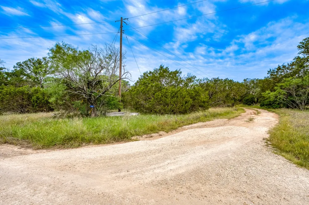 1365 Pedernales Hills Road Johnson City, TX 78636