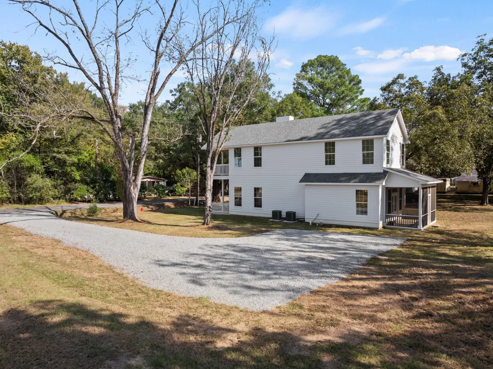 655 SODA STREET Jefferson, TX 75657