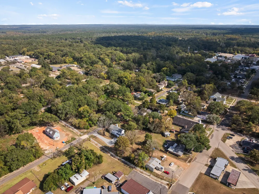 655 SODA STREET Jefferson, TX 75657