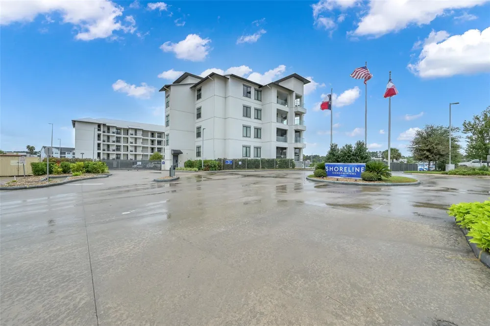 199 Waterpoint Court #303 Conroe, TX 77356