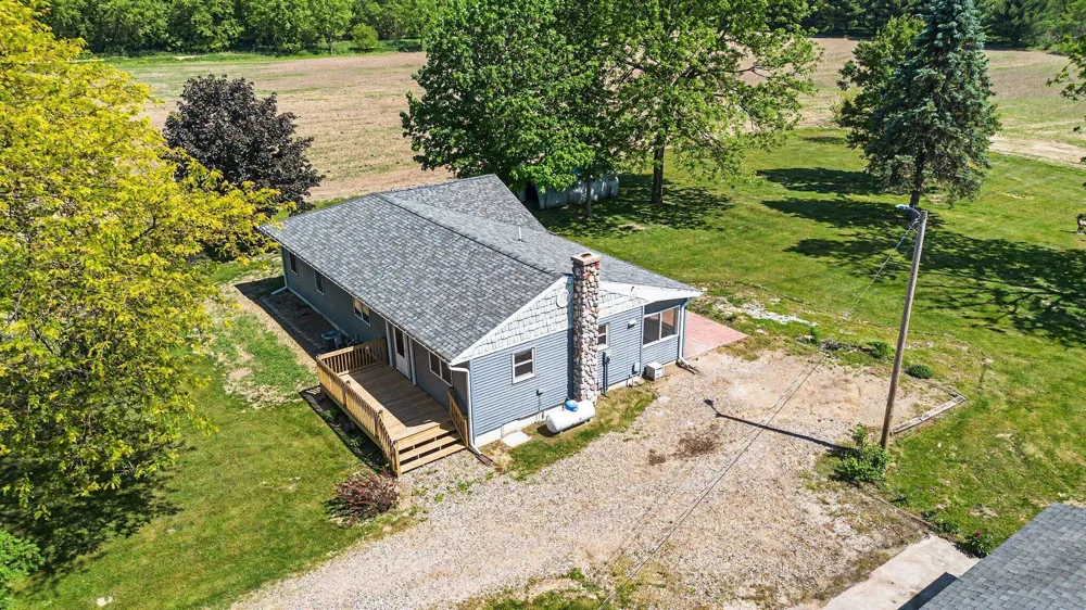 22111 Dutch Settlement Street Lagrange Township, MI 49031