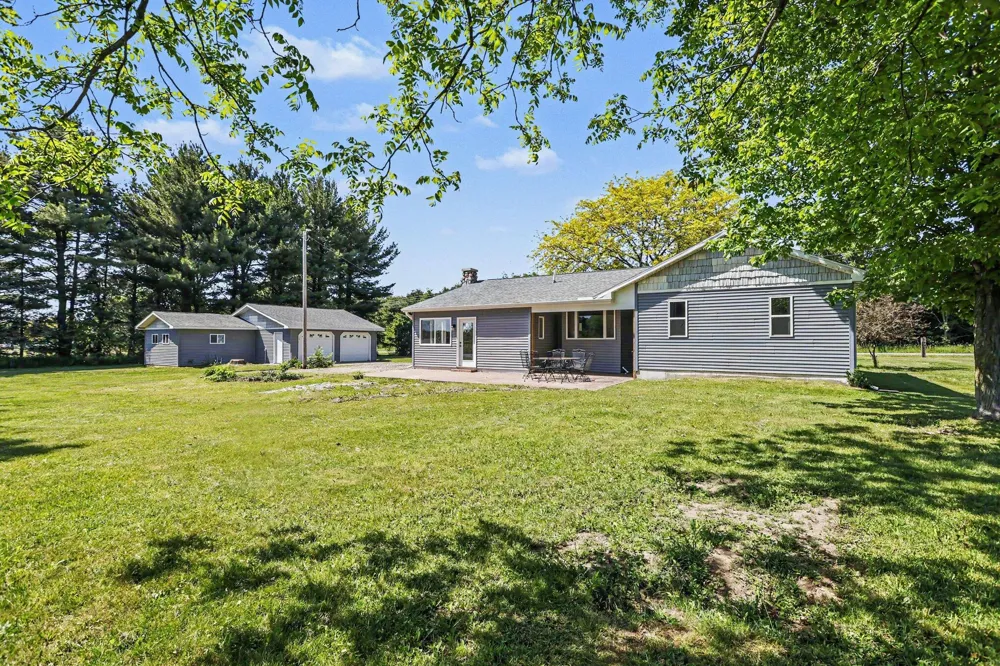 22111 Dutch Settlement Street Lagrange Township, MI 49031