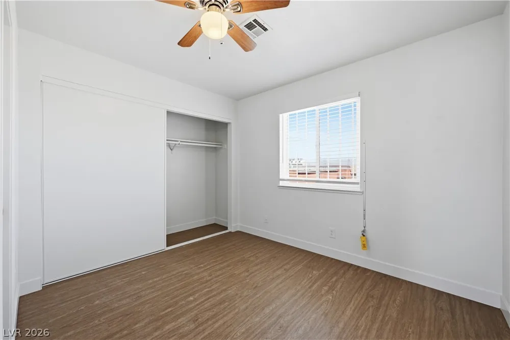 6952 Issac Avenue Las Vegas, NV 89156
