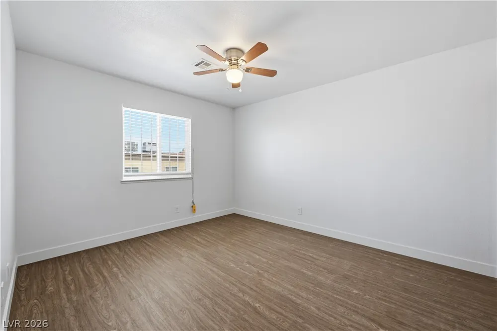 6952 Issac Avenue Las Vegas, NV 89156