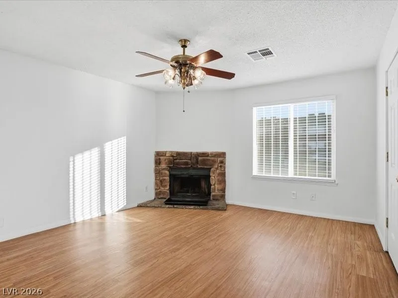 6952 Issac Avenue Las Vegas, NV 89156