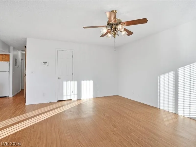 6952 Issac Avenue Las Vegas, NV 89156