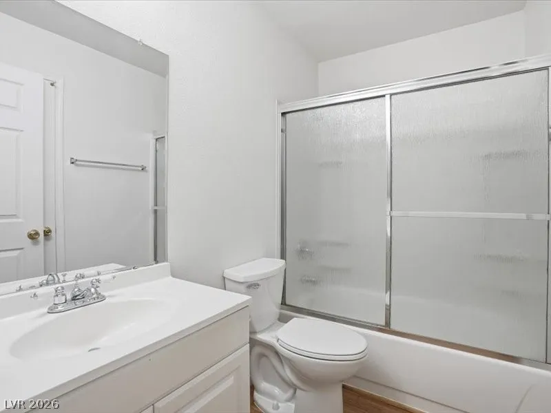 6952 Issac Avenue Las Vegas, NV 89156