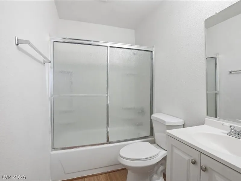 6952 Issac Avenue Las Vegas, NV 89156