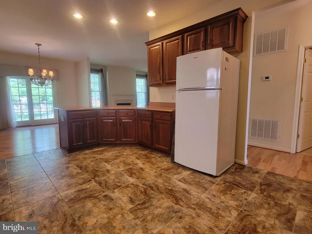 1852 MERIDIAN DRIVE Hagerstown, MD 21742