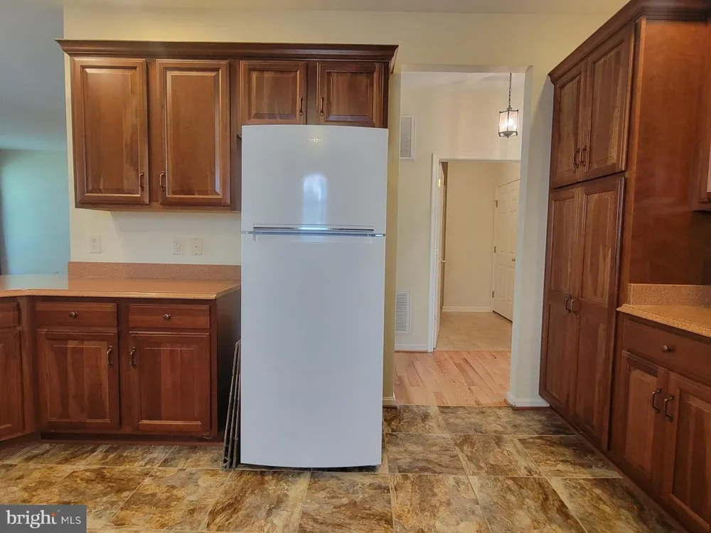 1852 MERIDIAN DRIVE Hagerstown, MD 21742