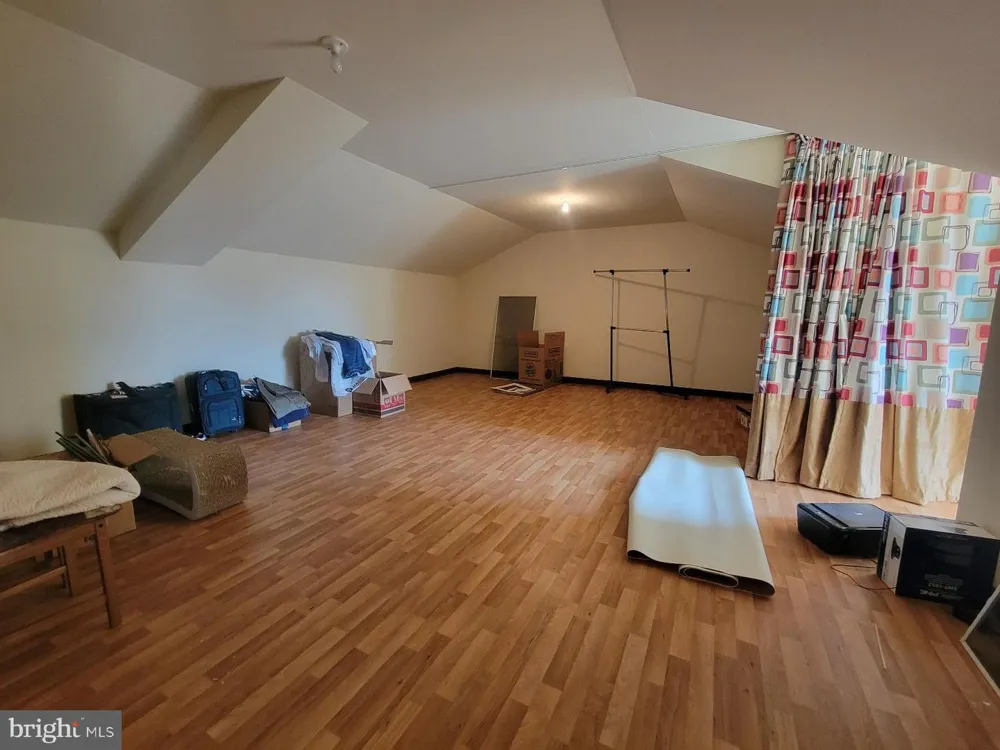 1852 MERIDIAN DRIVE Hagerstown, MD 21742