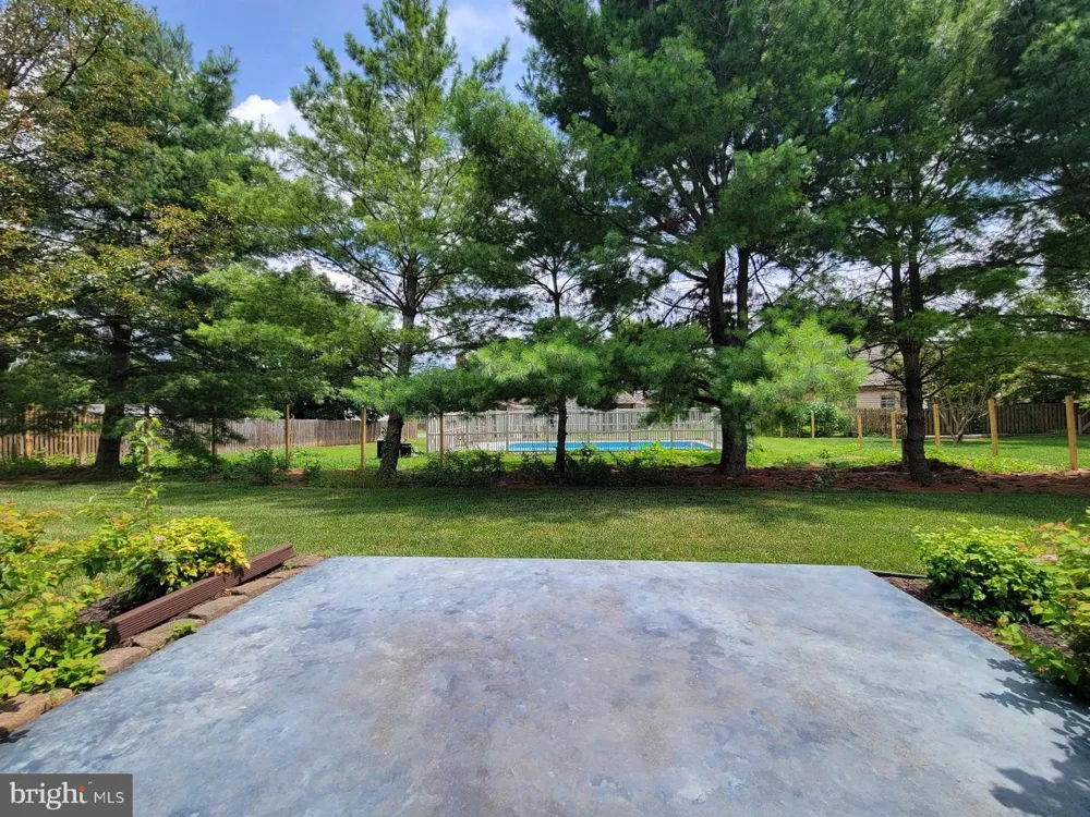 1852 MERIDIAN DRIVE Hagerstown, MD 21742