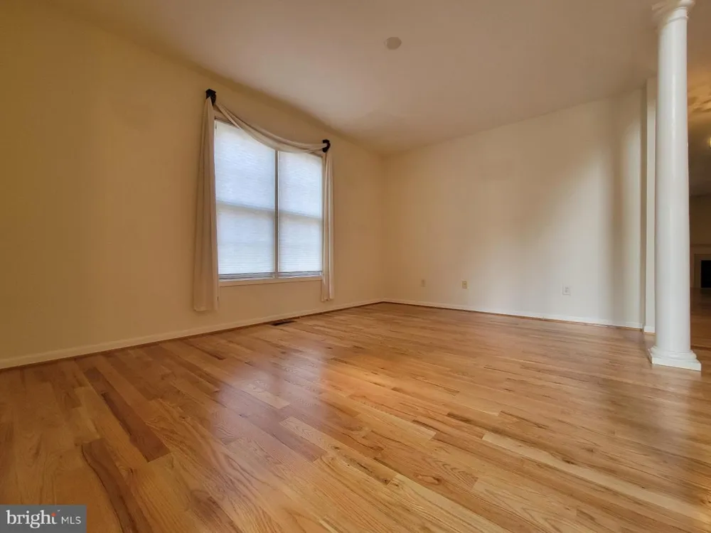 1852 MERIDIAN DRIVE Hagerstown, MD 21742