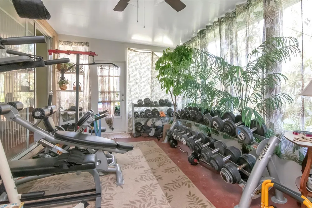 27221 SEA BREEZE WAY Wesley Chapel, FL 33544