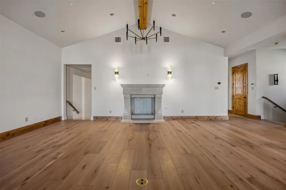 16 Catalonia Drive Westlake, TX 76262