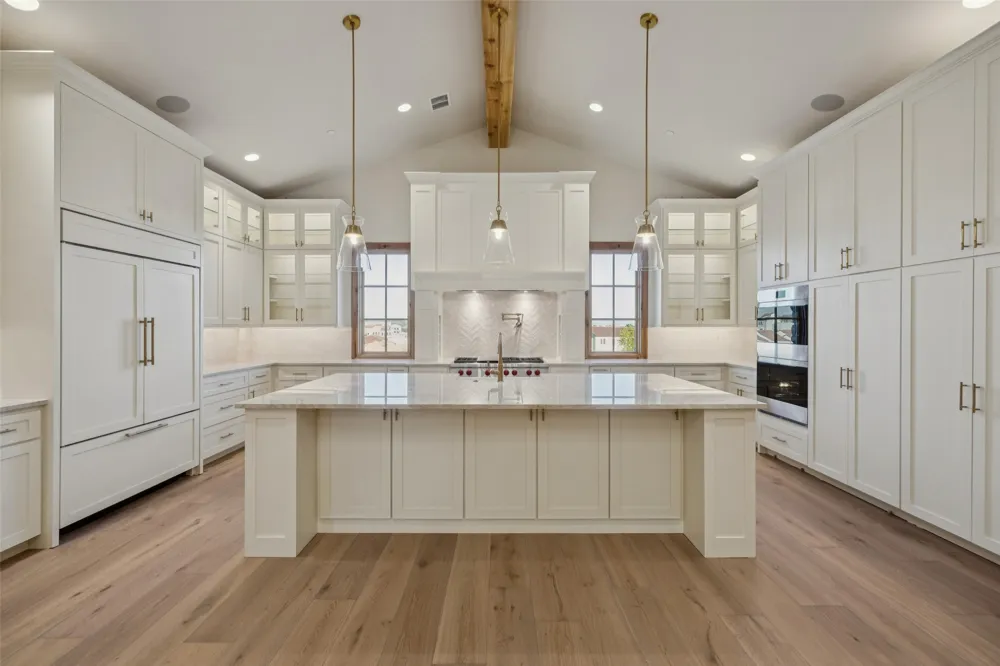 16 Catalonia Drive Westlake, TX 76262